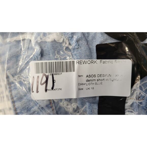 ASOS DESIGN denim relaxed shorts with rips in light blue - Picture 7 of 7